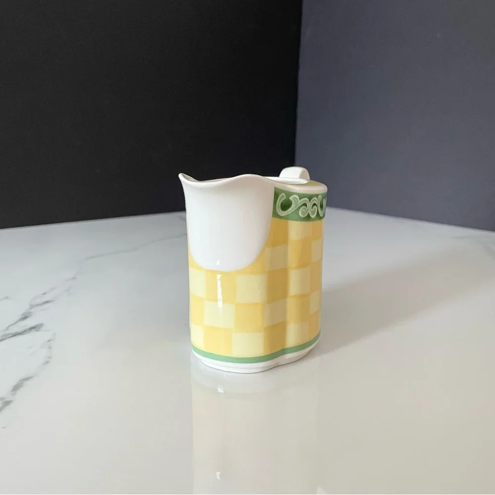 Switch Summerhouse Creamer Pitcher by Villeroy & Boch